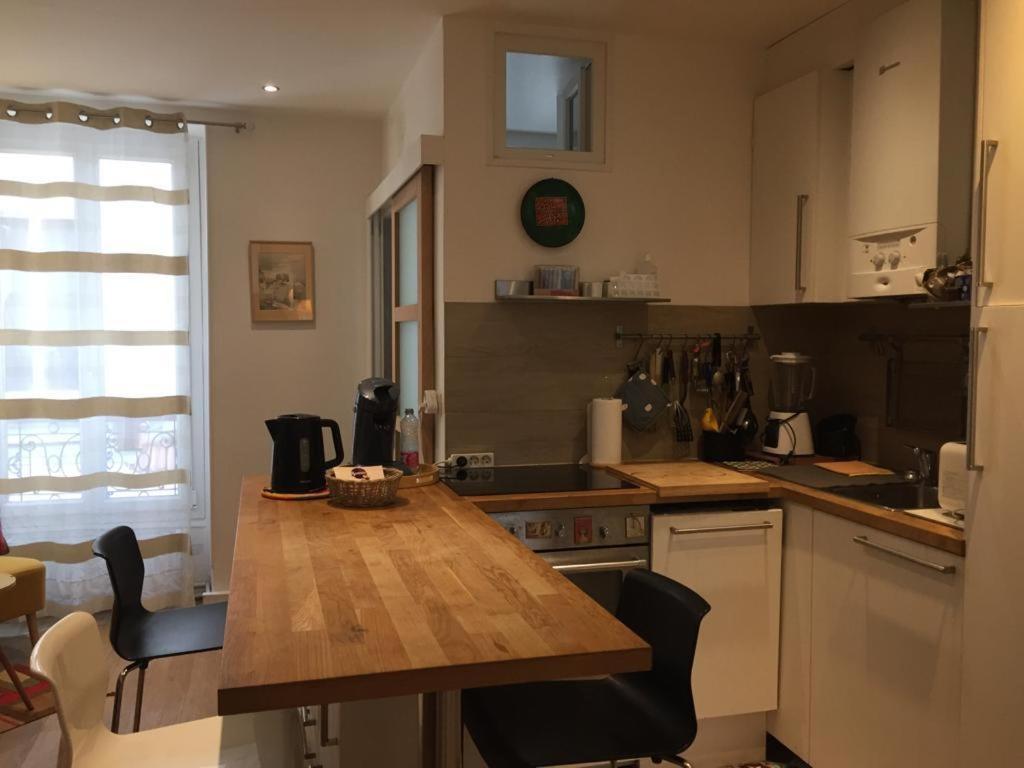 Courtyard In The Center Of Paris Apartment Екстериор снимка